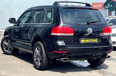 Внедорожник / Кроссовер Volkswagen Touareg 2006 в 