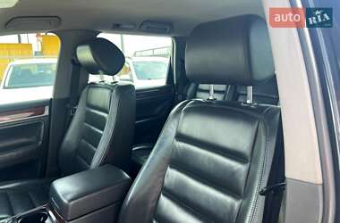 Внедорожник / Кроссовер Volkswagen Touareg 2006 в 