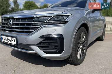 Внедорожник / Кроссовер Volkswagen Touareg 2022 в 
