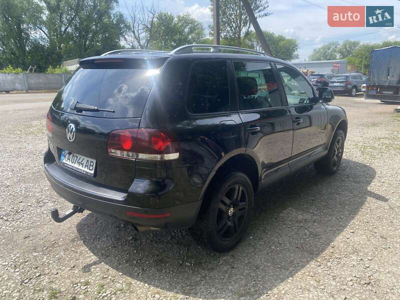Позашляховик / Кросовер Volkswagen Touareg 2009 в Чернігові