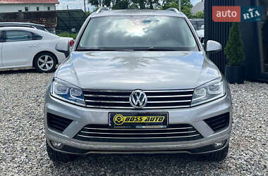 Внедорожник / Кроссовер Volkswagen Touareg 2017 в 
