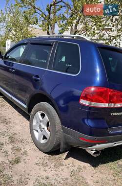 Внедорожник / Кроссовер Volkswagen Touareg 2006 в 
