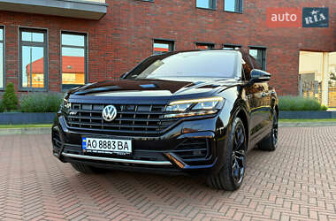 Позашляховик / Кросовер Volkswagen Touareg 2019 в Мукачевому