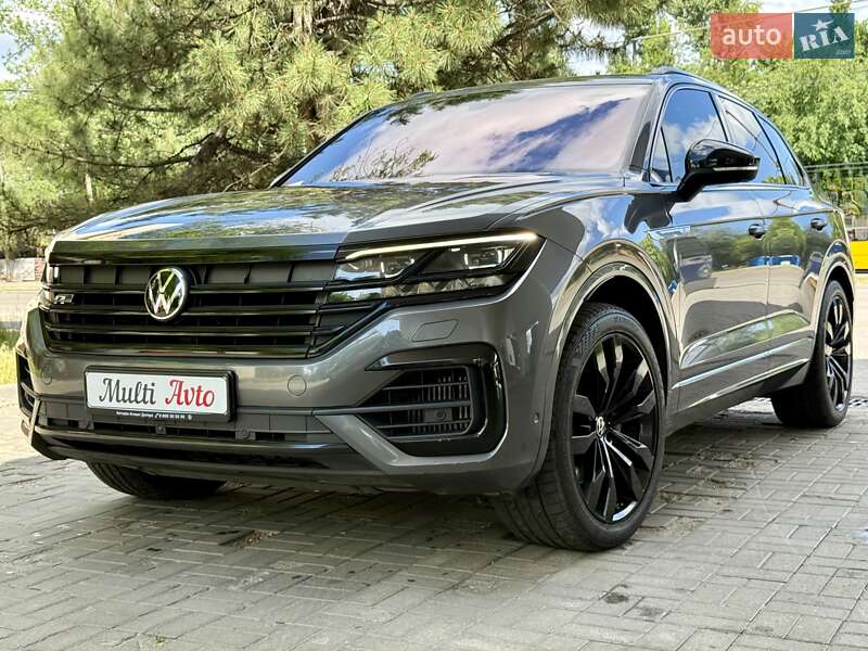 Позашляховик / Кросовер Volkswagen Touareg 2020 в 
