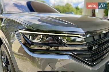 Позашляховик / Кросовер Volkswagen Touareg 2020 в 