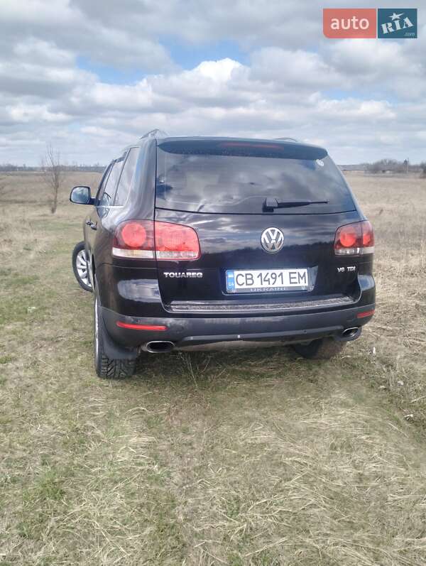 Внедорожник / Кроссовер Volkswagen Touareg 2009 в Чернигове