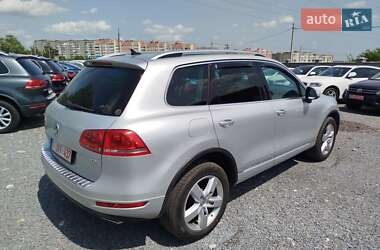 Внедорожник / Кроссовер Volkswagen Touareg 2013 в 