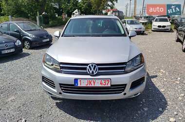 Внедорожник / Кроссовер Volkswagen Touareg 2013 в 