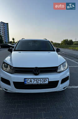 Позашляховик / Кросовер Volkswagen Touareg 2012 в Києві