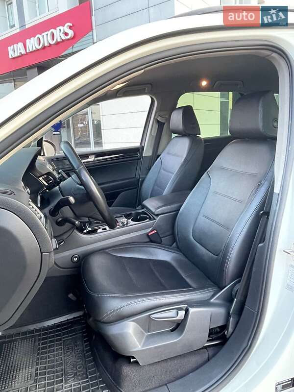 Внедорожник / Кроссовер Volkswagen Touareg 2011 в Харькове фото 7 Внедорожник / Кроссовер Volkswagen Touareg 2011 в Харькове