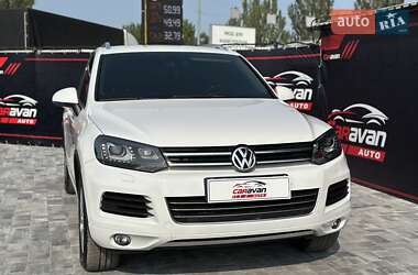 Позашляховик / Кросовер Volkswagen Touareg 2012 в 