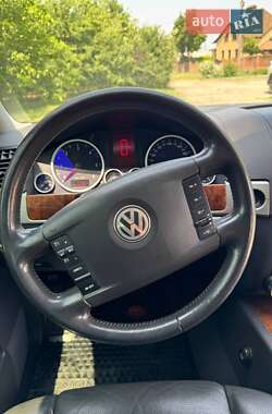 Внедорожник / Кроссовер Volkswagen Touareg 2008 в 