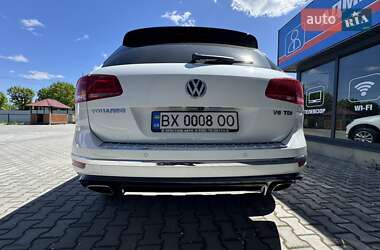 Внедорожник / Кроссовер Volkswagen Touareg 2018 в 