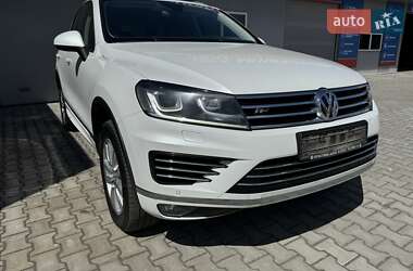 Внедорожник / Кроссовер Volkswagen Touareg 2018 в 
