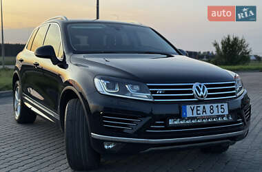 Внедорожник / Кроссовер Volkswagen Touareg 2016 в 