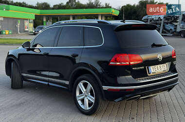 Внедорожник / Кроссовер Volkswagen Touareg 2016 в 