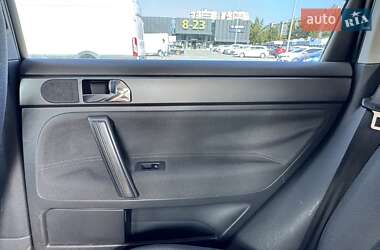 Внедорожник / Кроссовер Volkswagen Touareg 2007 в 