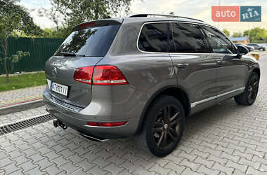 Внедорожник / Кроссовер Volkswagen Touareg 2013 в 