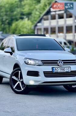 Позашляховик / Кросовер Volkswagen Touareg 2013 в Міжгір'ї