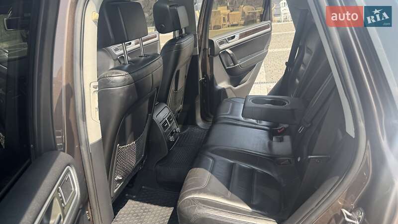 Позашляховик / Кросовер Volkswagen Touareg 2011 в Хусті фото 16 Позашляховик / Кросовер Volkswagen Touareg 2011 в Хусті