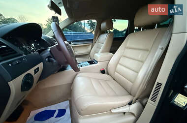 Внедорожник / Кроссовер Volkswagen Touareg 2007 в 