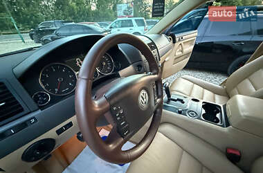 Внедорожник / Кроссовер Volkswagen Touareg 2007 в 