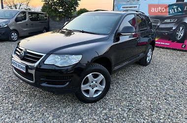 Внедорожник / Кроссовер Volkswagen Touareg 2007 в 