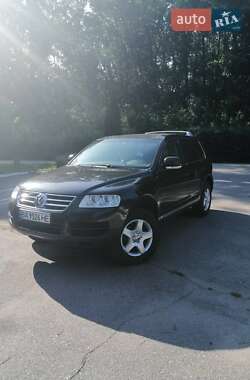 Внедорожник / Кроссовер Volkswagen Touareg 2005 в Знаменке