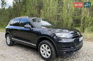 Внедорожник / Кроссовер Volkswagen Touareg 2013 в 