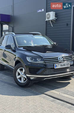 Внедорожник / Кроссовер Volkswagen Touareg 2014 в Ивано-Франковске