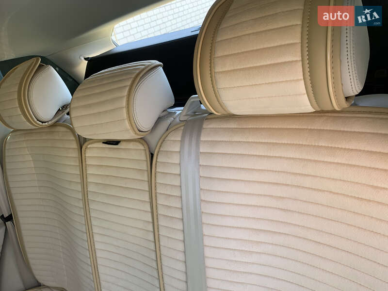 Внедорожник / Кроссовер Volkswagen Touareg 2015 в Виннице