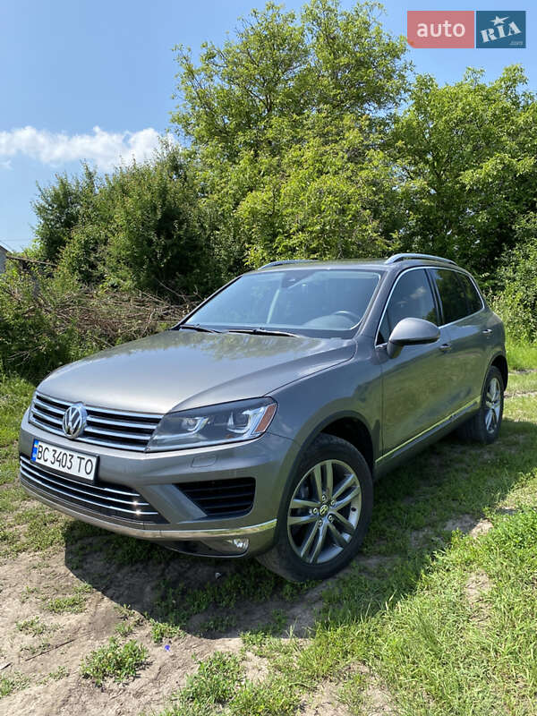 Volkswagen Touareg 2015