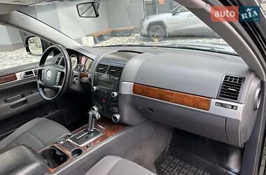 Внедорожник / Кроссовер Volkswagen Touareg 2008 в 