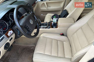 Внедорожник / Кроссовер Volkswagen Touareg 2007 в 