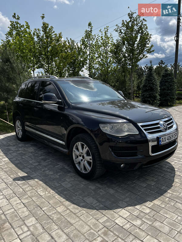 Позашляховик / Кросовер Volkswagen Touareg 2007 в Білогородці