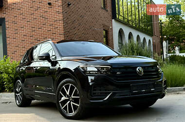 Позашляховик / Кросовер Volkswagen Touareg 2021 в Львові