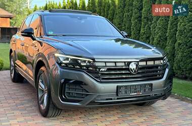 Внедорожник / Кроссовер Volkswagen Touareg 2020 в 