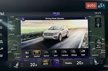 Внедорожник / Кроссовер Volkswagen Touareg 2020 в 