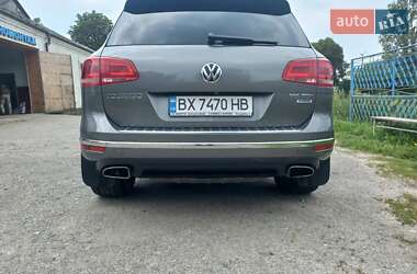 Внедорожник / Кроссовер Volkswagen Touareg 2017 в 