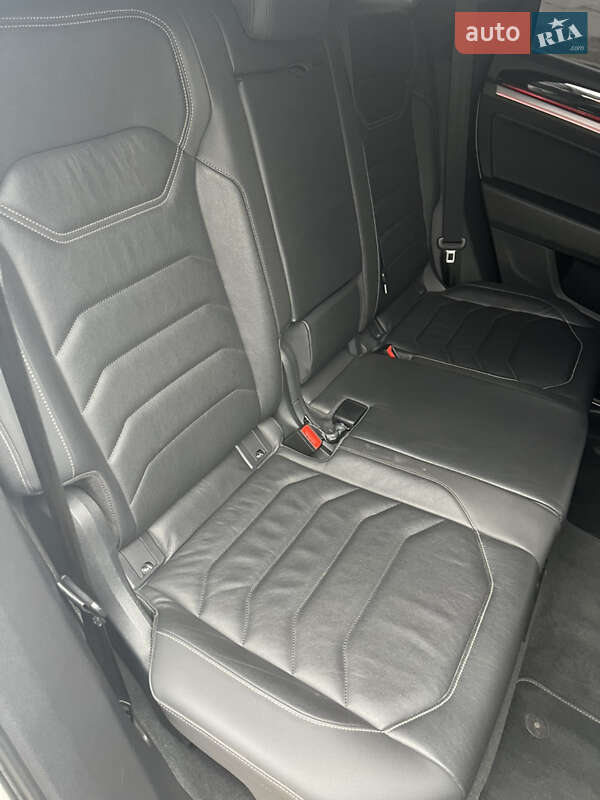 Внедорожник / Кроссовер Volkswagen Touareg 2019 в Кропивницком фото 43 Внедорожник / Кроссовер Volkswagen Touareg 2019 в Кропивницком