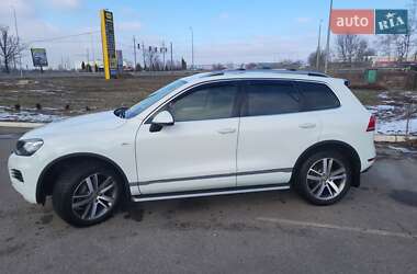 Внедорожник / Кроссовер Volkswagen Touareg 2013 в 