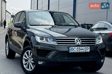 Позашляховик / Кросовер Volkswagen Touareg 2016 в 