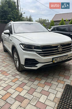 Внедорожник / Кроссовер Volkswagen Touareg 2020 в Днепре