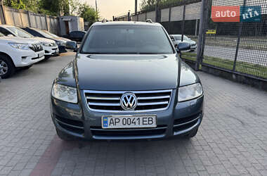 Внедорожник / Кроссовер Volkswagen Touareg 2004 в 