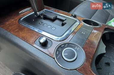 Внедорожник / Кроссовер Volkswagen Touareg 2004 в 