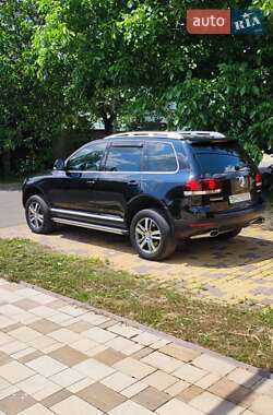 Позашляховик / Кросовер Volkswagen Touareg 2008 в 