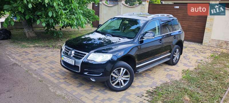 Внедорожник / Кроссовер Volkswagen Touareg 2008 в Одессе