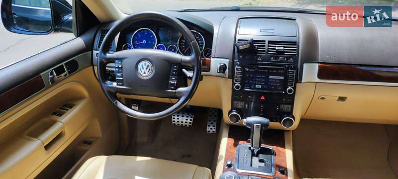 Внедорожник / Кроссовер Volkswagen Touareg 2008 в Одессе