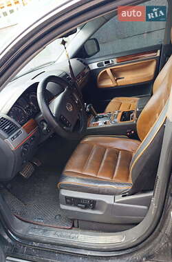 Позашляховик / Кросовер Volkswagen Touareg 2006 в Олександрії