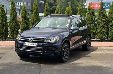 Внедорожник / Кроссовер Volkswagen Touareg 2011 в Киеве